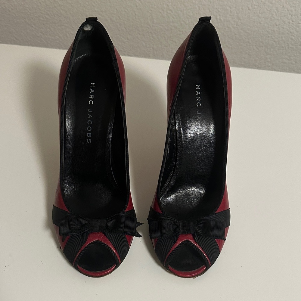 Marc Jacobs Black and Red Bow Heels